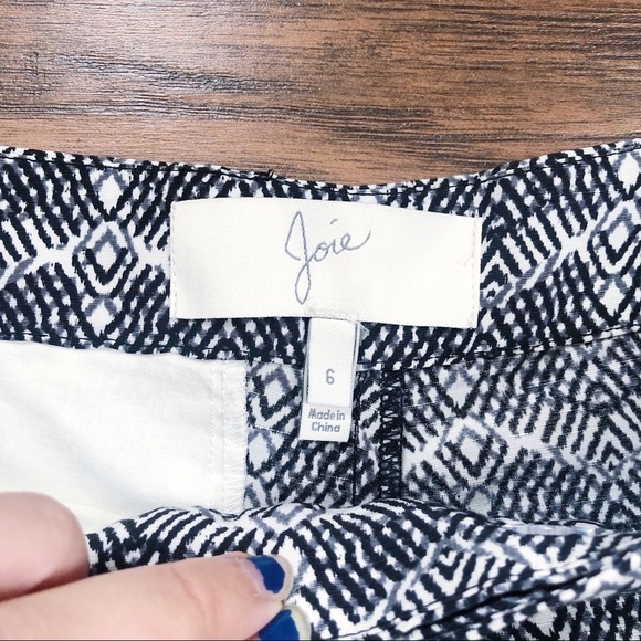 Joie • Merci shorts geometric patterned black white print silk linen chevron - Picture 6 of 11
